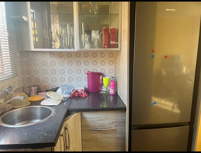 2 BEDROOM FREEHOLD FOR SALE IN SOSHANGUVE VV
